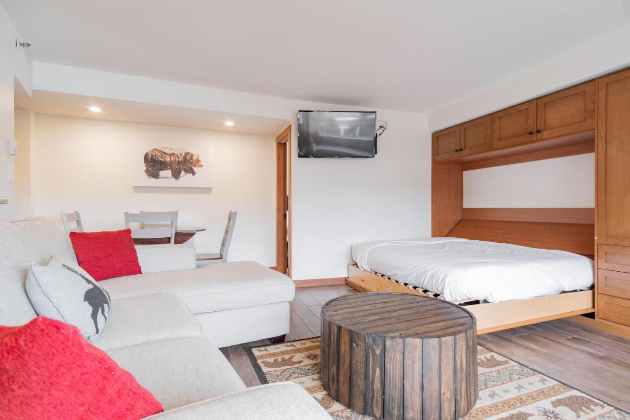Carleton Lodge By Outpost Whistler Esterno foto