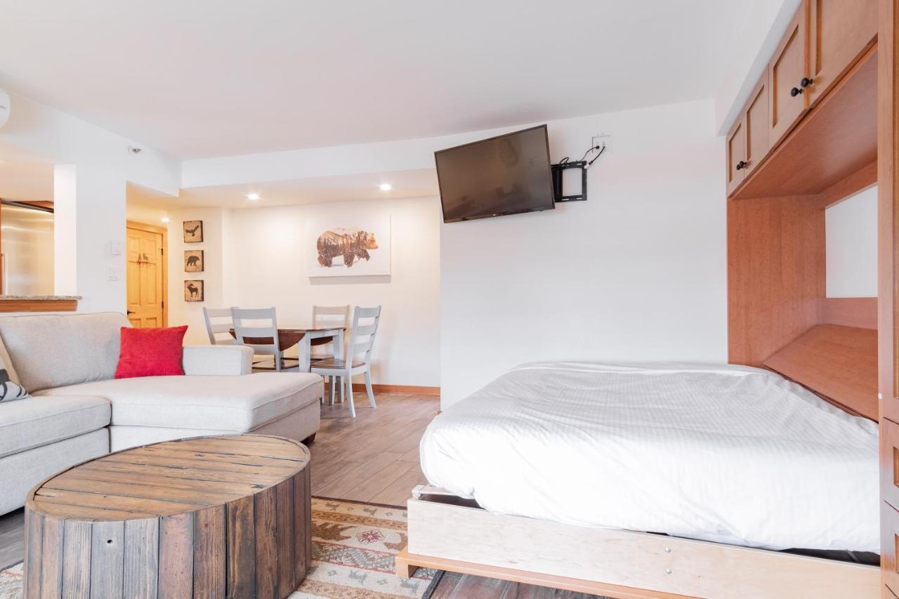 Carleton Lodge By Outpost Whistler Esterno foto